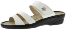 sandalen_aus_lackleder_weiss_groesse_38