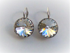 ohrhaenger_aus_silber_si925_mit_einem_swarovskikristall