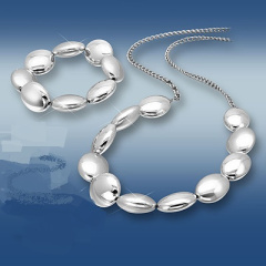 schmuckset_ketten_und_armband_silberfarbig_2_tlg