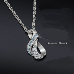 kette_mit_tansanitanhaenger_in_schleifenform