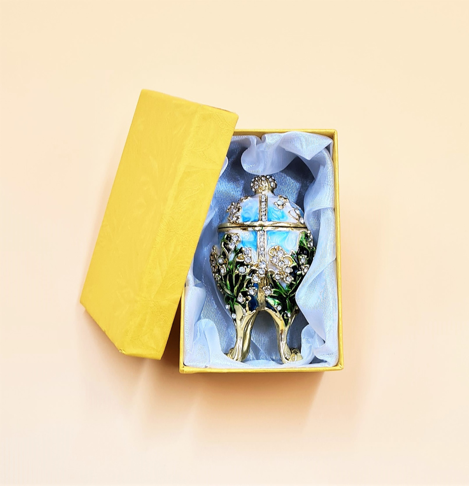 Schmuck-Ei im Fabergé-Stil blau