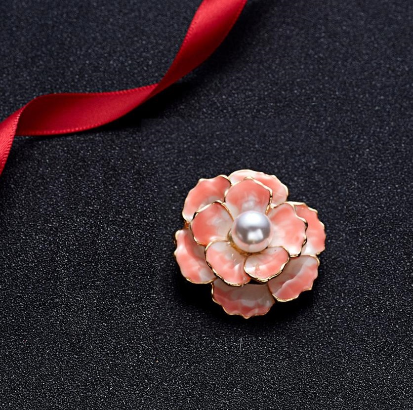 Brosche im Blumendesign zartrosa