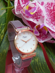 damenarmbanduhr_roségoldfarben_mit_milanaisearmband