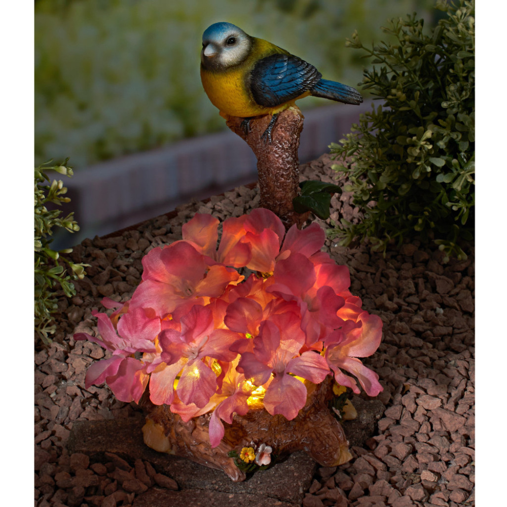Solarleuchte mit Blaumeise