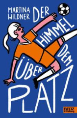 der_himmel_ueber_dem_platz