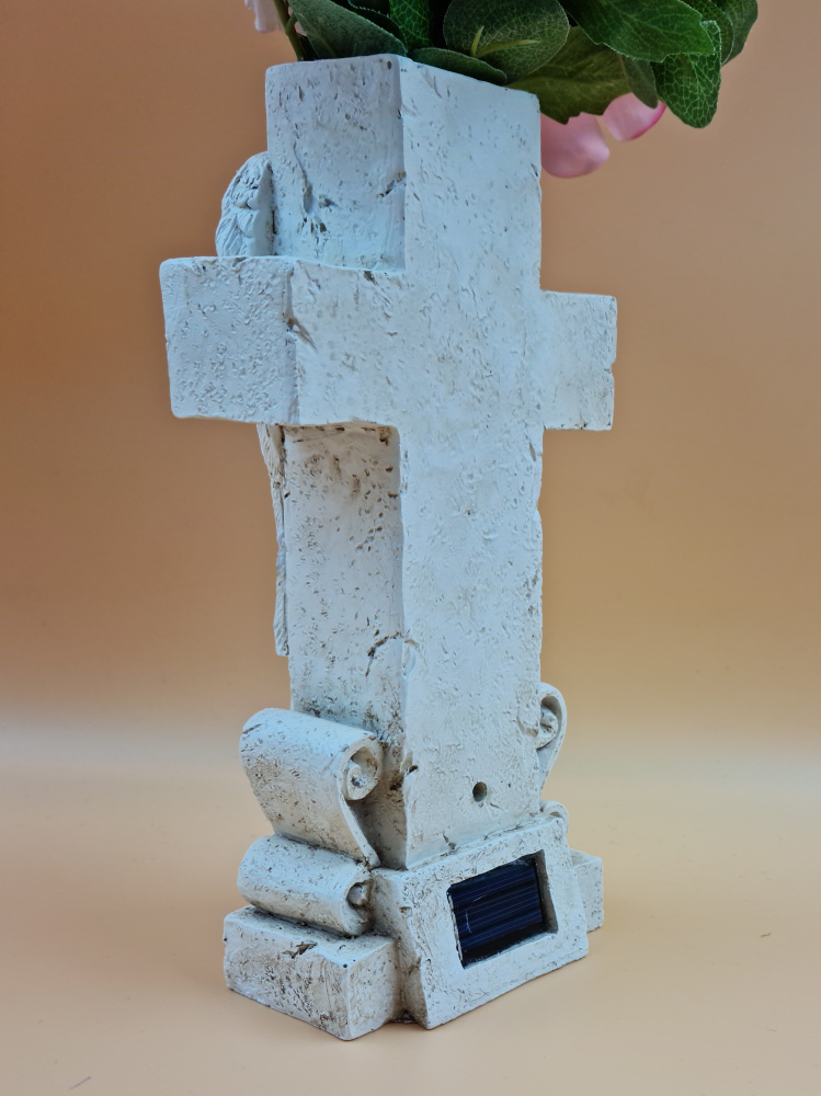 Solarleuchte Engel mit Blumenvase 