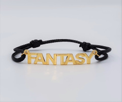 os_armband_fantasy_mitten_im_feuer