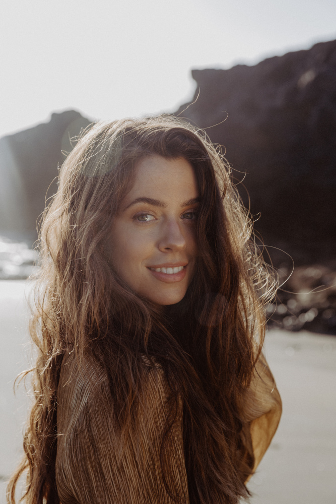 Hotel Tropicana + GRATIS Halskette mit Muschelanhänger