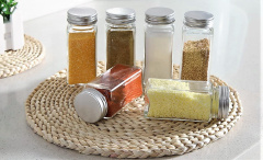 gewuerzglaeser_mit_edelstahlaromadeckel