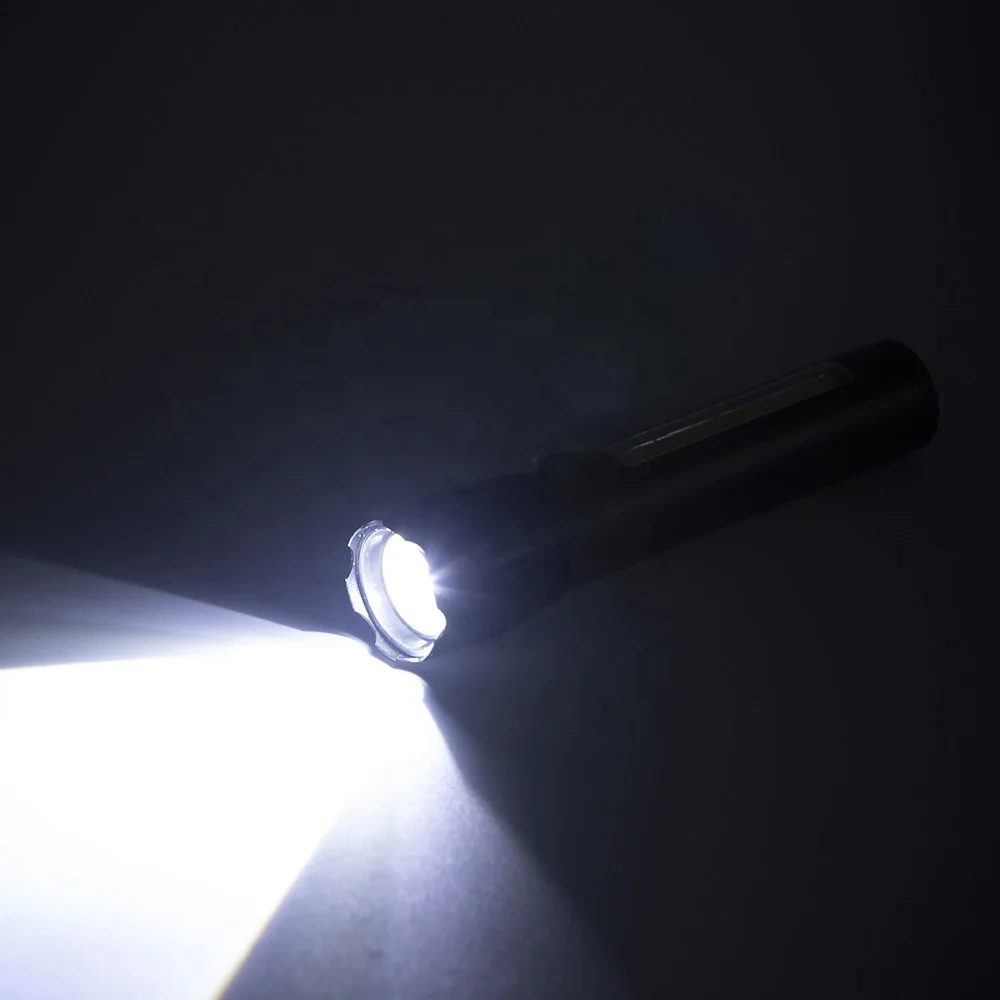 Wiederaufladbare Taschenlampe COB und LED 