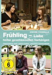 fruehling_liebe_hinter_geschlossenen_vorhaengen