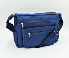 umhaengetasche_blau