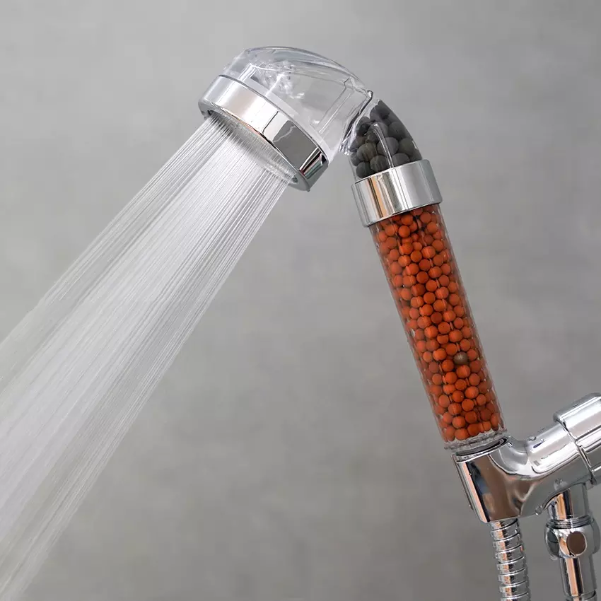 Wassersparender Duschkopf