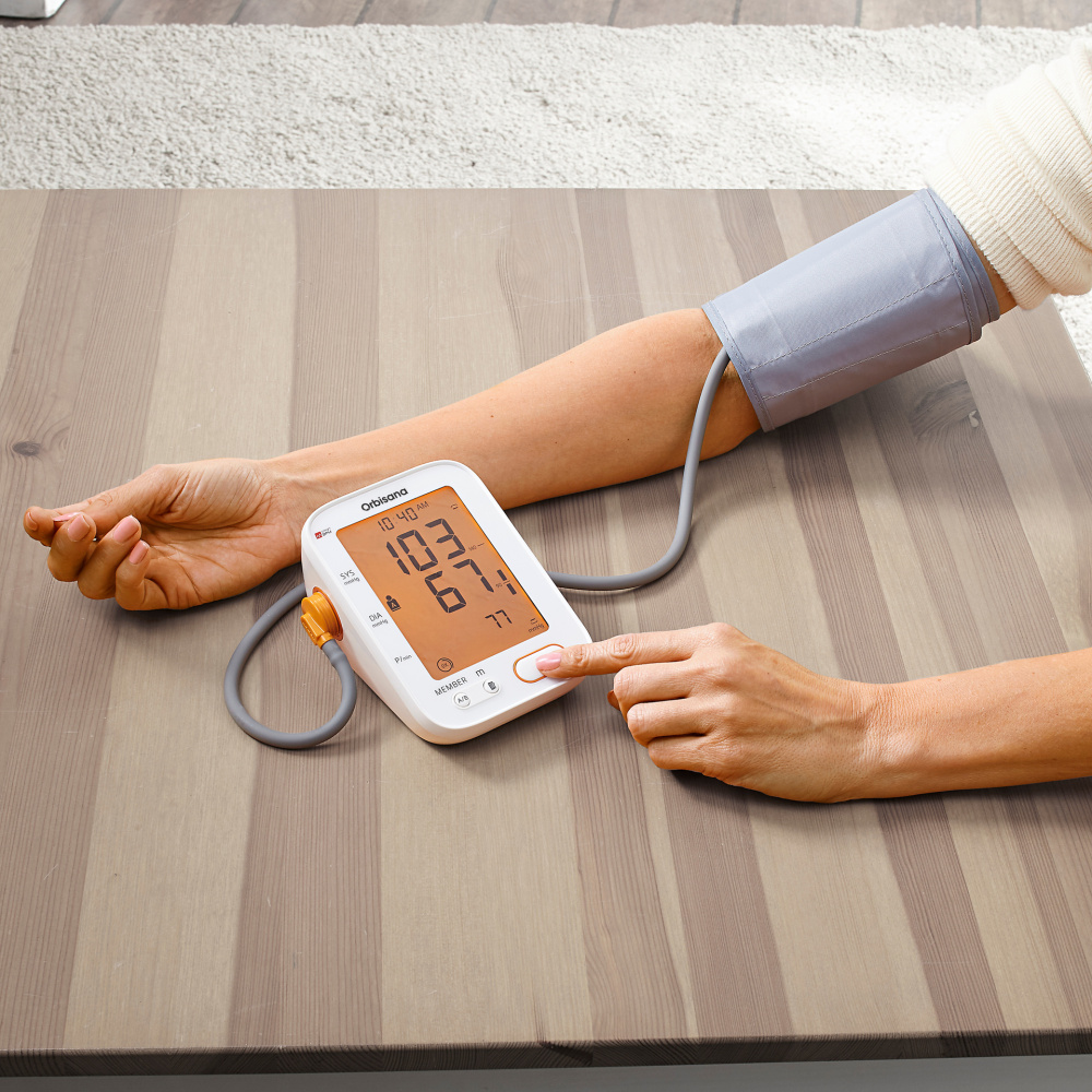 Sprechendes Oberarm-Blutdruckmessgerät