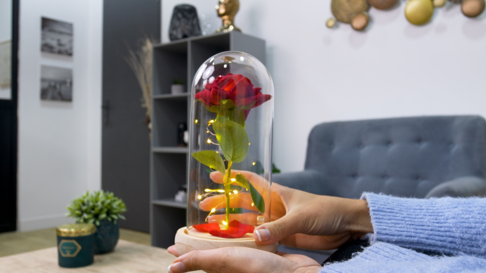 LED Glaskuppel "Ewige Rose"