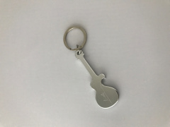 os_nicole_schluesselanhaenger_mit_flaschenoeffner_gitarre_silberfarbig